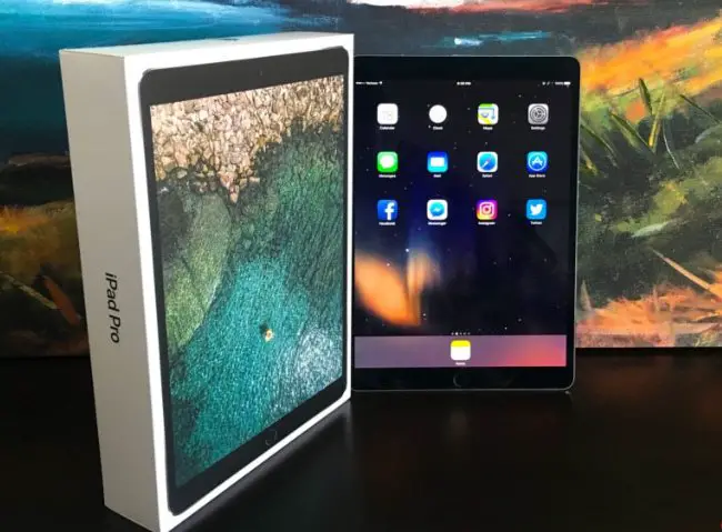 10.5-Inch iPad Pro Giveaway
