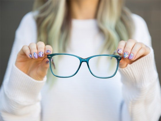 $100 DiscountGlasses.com Sweepstakes