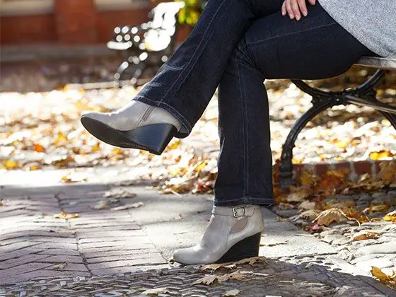 $100 Secret Celebrity Living it Up Footwear Gift Card