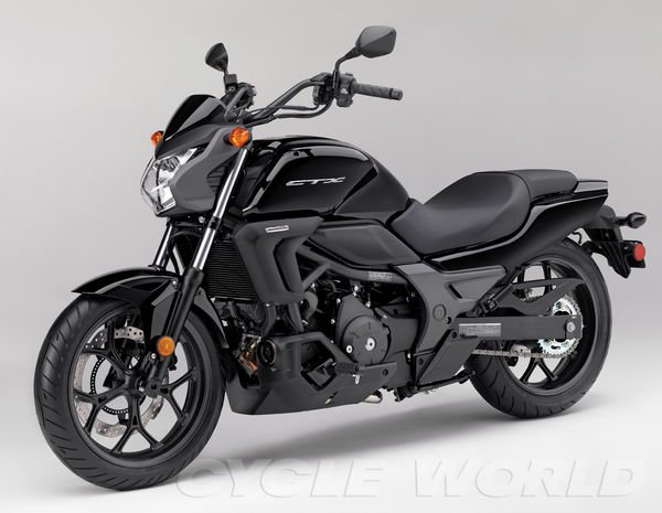 2016 Honda CTX700NE, Vrrrooomm!