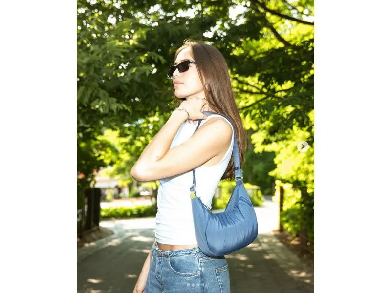 Brevite Giveaway - Win A Brand New Bag & A Camera