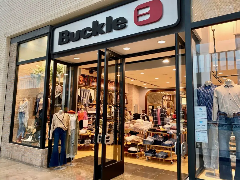 Buckle Spring Brand Event Sweepstakes – Win A $1,000 Gift Card