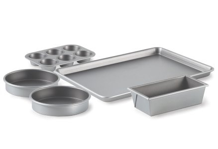 Calphalon Signature Nonstick Bakeware Giveaway!