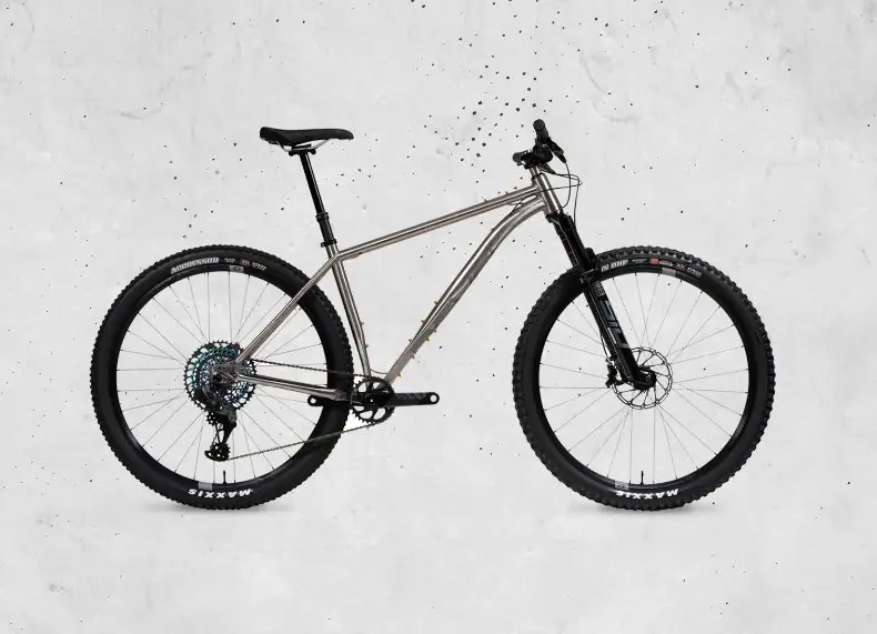 Club Ride El Jefe Giveaway - Win An El Jefe Bike, $750 Worth Of Gear & More