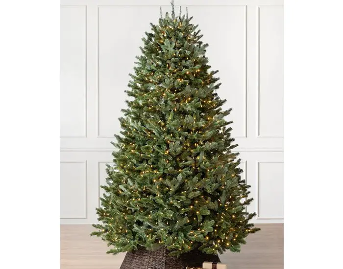 Country Living Find The Horseshoe Sweepstakes - Win A 7.5" Christmas Tree
