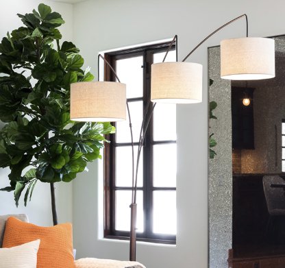 Deliciously Savvy Lamp Giveaway
