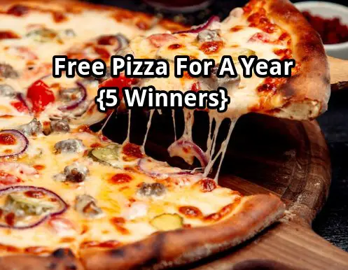 Domino’s Cyber Monday Giveaway - Win Free Pizza For A Year {5 Winners}