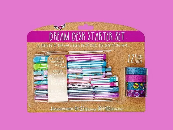 A Dream Desk Starter Set from Fashion Angels!
