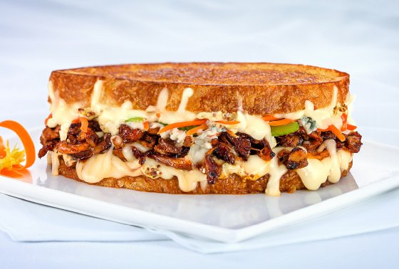 Enter the 2016 Grilled Cheese Recipe Showdown!