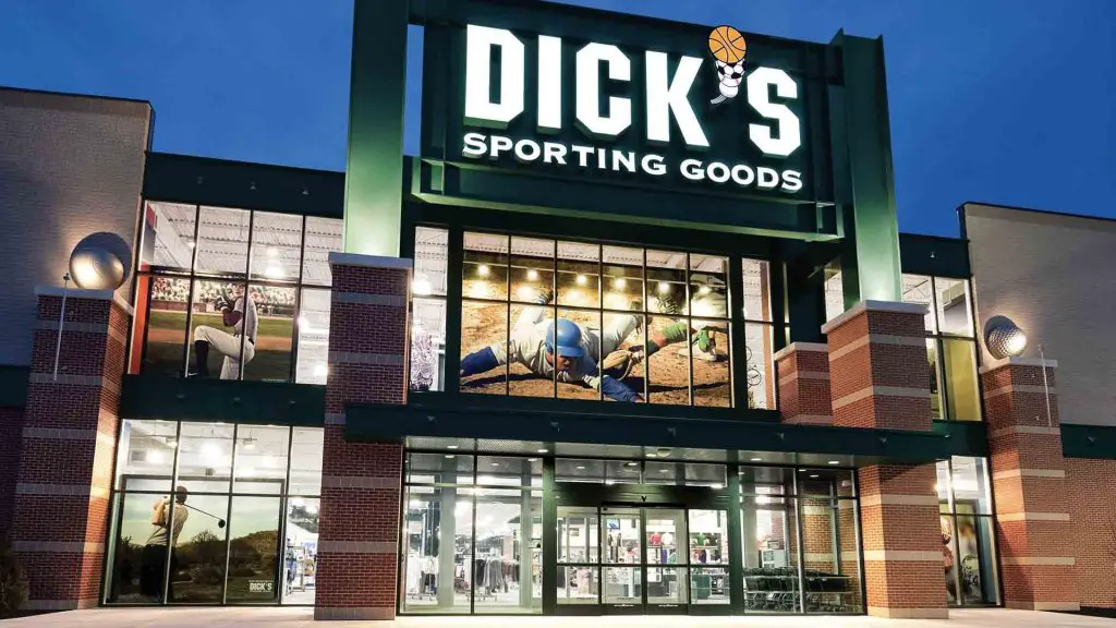 ExtraTV $100 DICK’S Sporting Goods Gift Card Sweepstakes