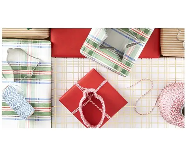 Find the Horseshoe Sweepstakes - Win a Christmas Village Set