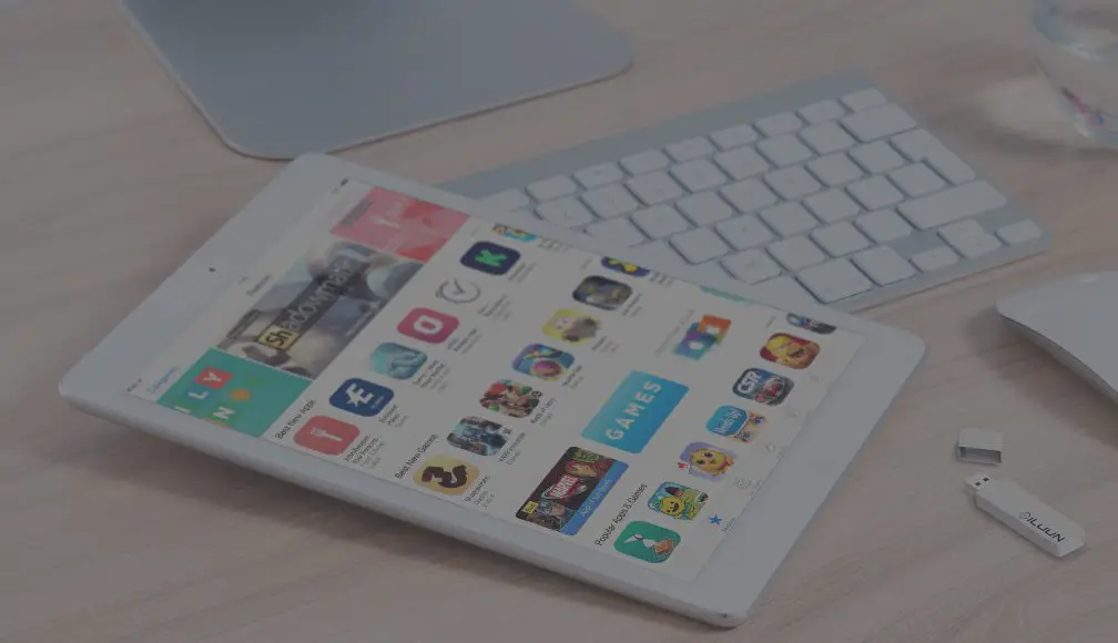 The Flash Drive Reinvented - Free iPad and iLuun Air!