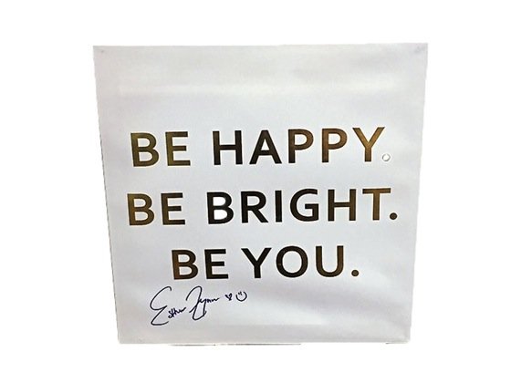 Hey Fans! Win Esther Zynn's Signed Room Decor!