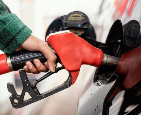 Kwik Trip 1st Phorm Free Fuel for a Year Sweepstakes - Win free gas for a year