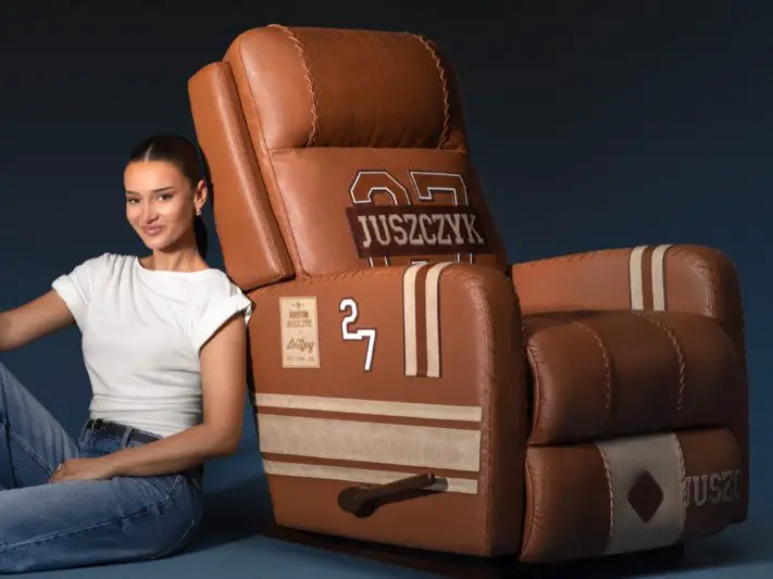 La-Z-Boy Jer-Z-Boy Sweepstakes - Win a Jer-Z-Boy Customized Chair + $1,000 Gift Card