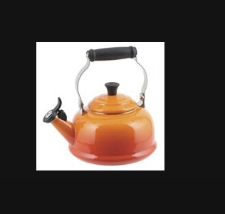 Le Creuset 1.75 Quart Whistling Kettle Giveaway