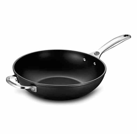 Le Creuset Stir Fry Pan Giveaway