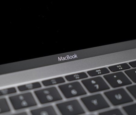 MacBook Giveaway