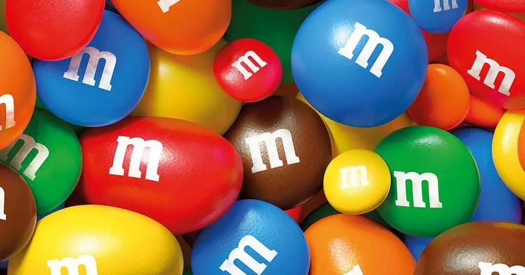 M&M’s Holiday Travel Woes Giveaway – $10 Gift Card Up For Grabs (1,100 Winners)
