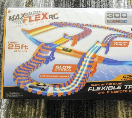 Max Flex 300 RC Flexible Track Glow In The Dark Race Set