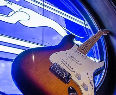 October Guitar Giveaway