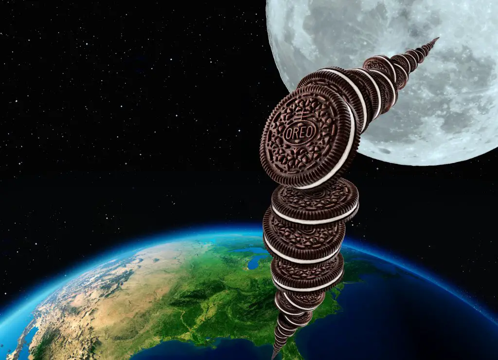 OREO Playful Lunar Eclipse Sweepstakes – Win $1,000 Or $100 Prepaid Card (12 Winners)