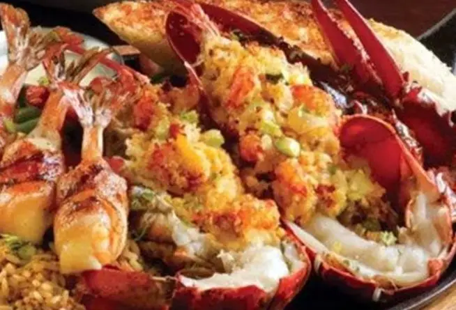 Pappadeaux National Seafood Month Sweepstakes - $400 Pappas Gift Cards; 10 Winners