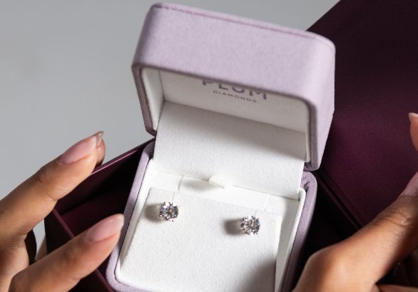 Plum Diamonds Stud Earrings Giveaway - Win a Pair of Diamond Stud Earrings
