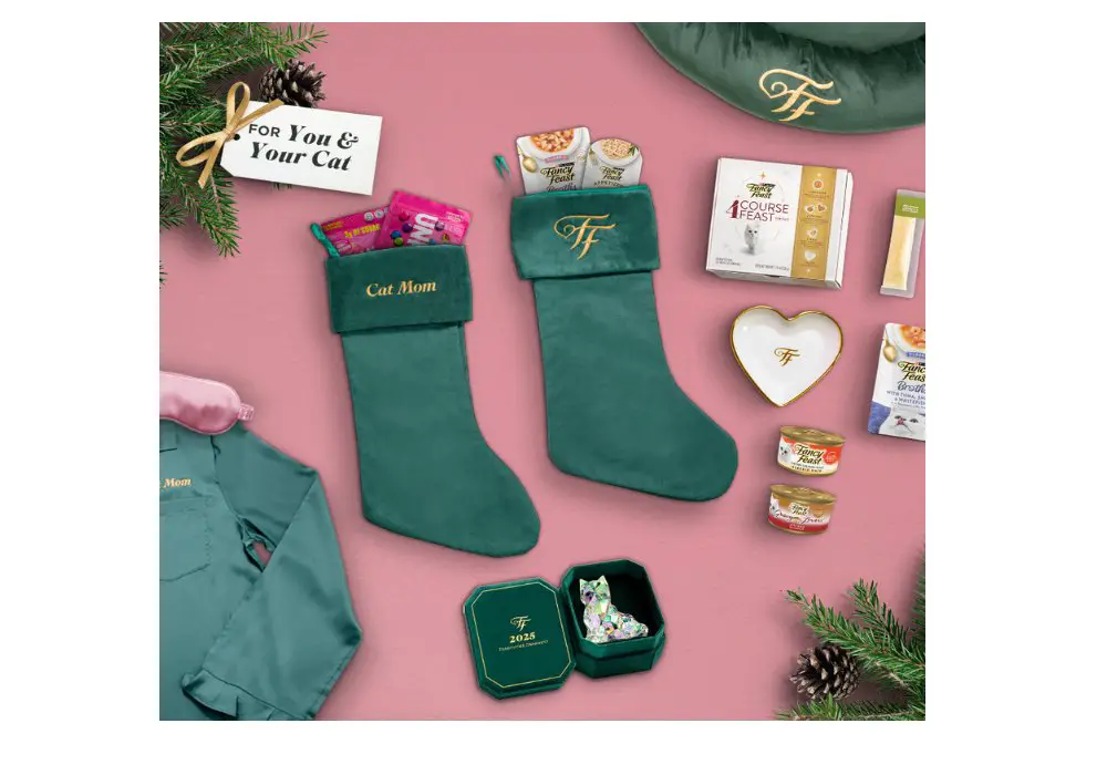 Purina Petcare Fancy Feast Fancy Night In Giveaway - Win Beauty & Pet Care Products (3 Winners)