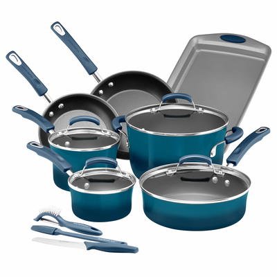 Rachael Ray Porcelain II 14-Piece Cookware Set Giveaway