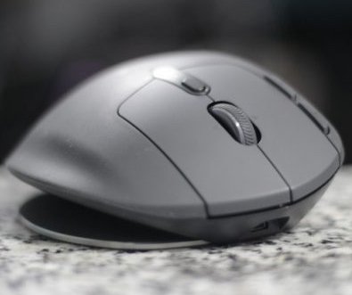 Score: Logitech MX Ergo Trackball