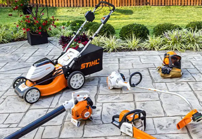 STIHL Review Sweepstakes - Win A $300 STIHL Card {11 Winners}