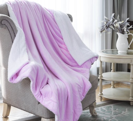Super Soft Sherpa Blanket Giveaway