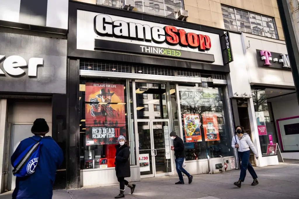 Tell GameStop Survey Sweepstakes - Win A $100 Gift Card (50 Winners)