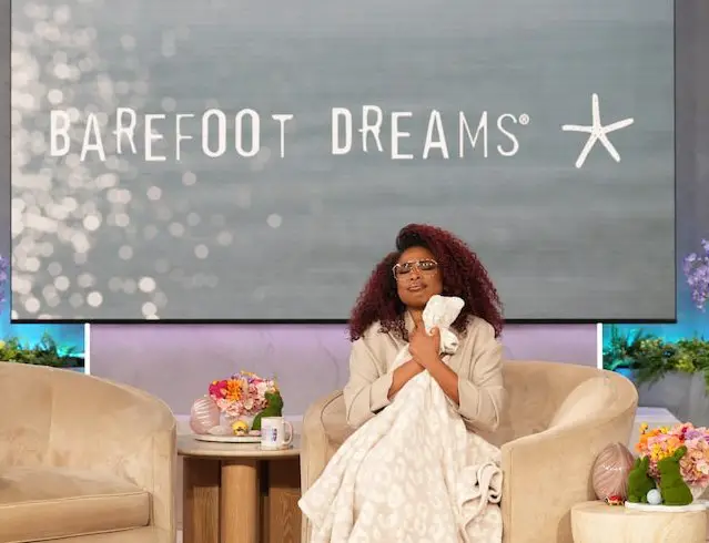 The Jennifer Hudson Show Barefoot Dreams Giveaway -  Win a CozyChic Barefoot in the Wild Throw