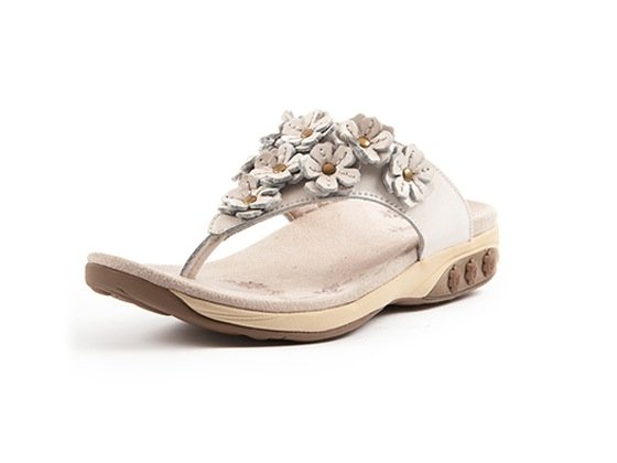 This is Comfortable! Win a Pair of Therafit Flora Sandals!