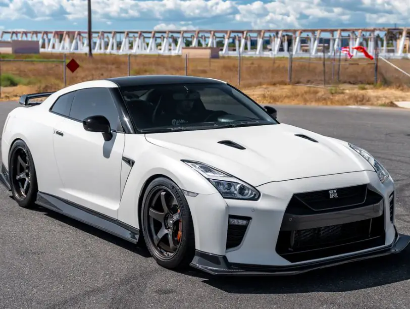 Tunercult Nissan Car Giveaway – Win a Nissan GT-R + $30,000 Cash