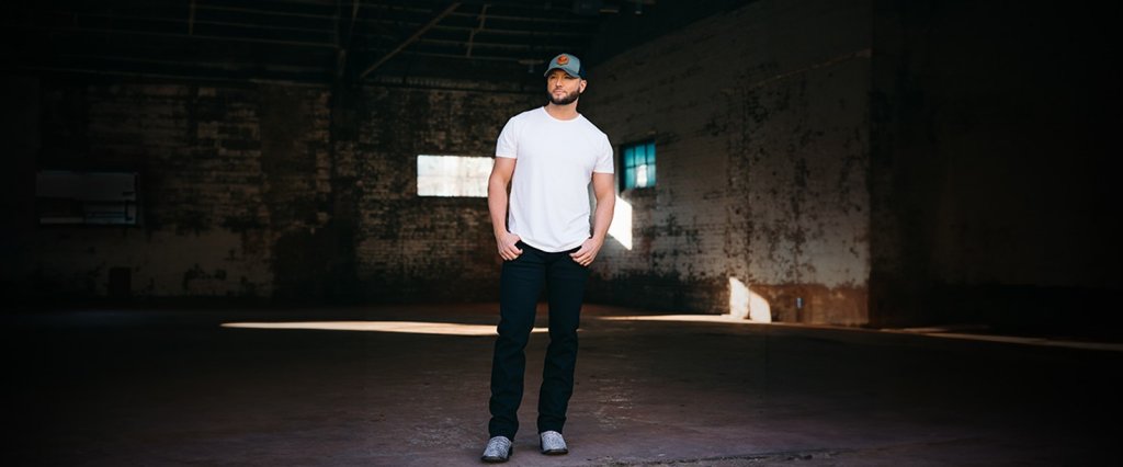 TUNESPEAK Fan Party Tickets Sweepstakes - Win A Flyaway To CMA Fest 2026