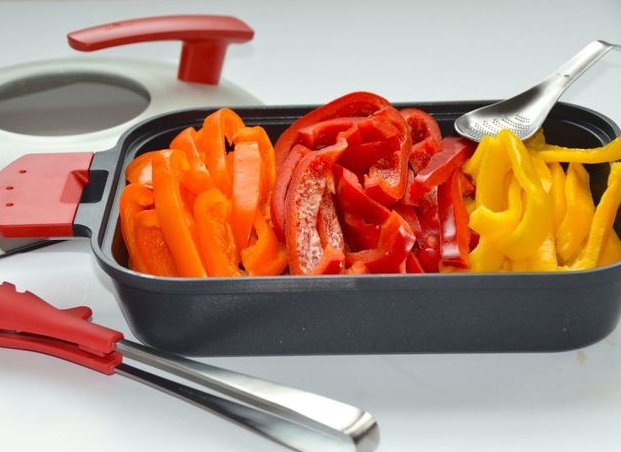 Uchiook Steam Grill + Utensils