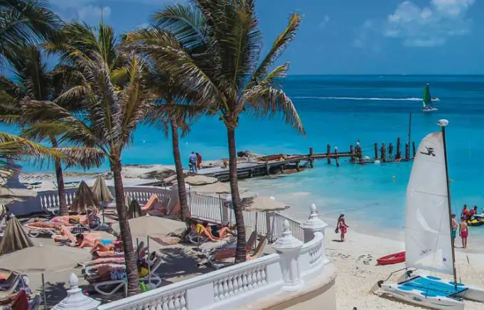 United Vacations Giveaway - Win a 3-Night Resort Getaway