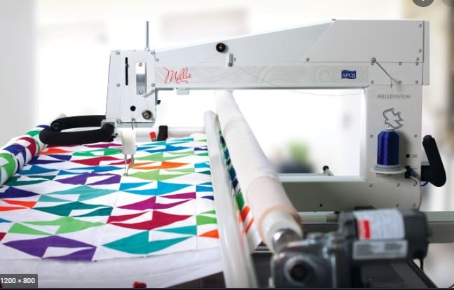 Win A $20000 Quilting Machine In The APQS Quilt Forever Contest