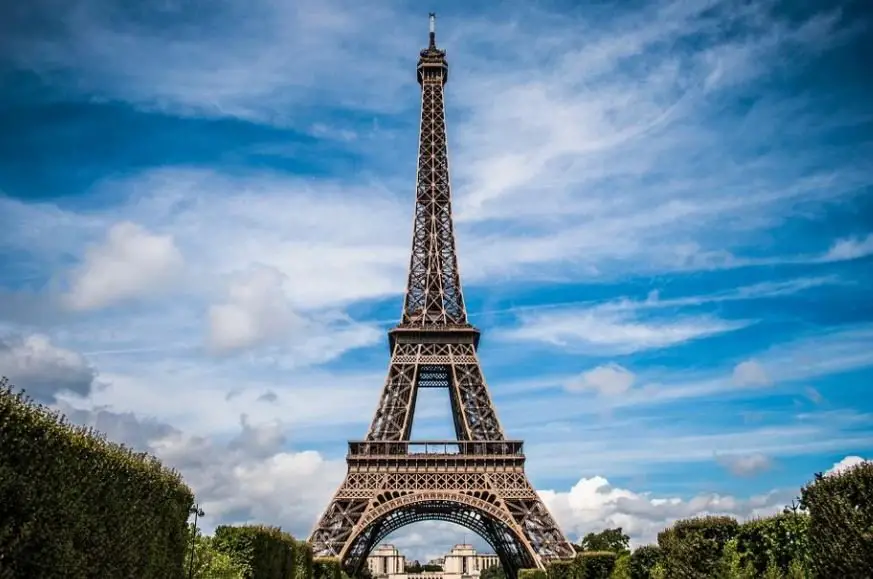 Win A $5,000 Romantic Getaway To Paris