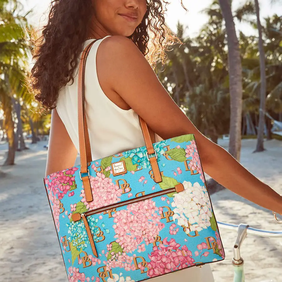 Win A $500 Bag In The Dooney & Bourke's Win A Dooney Giveaway