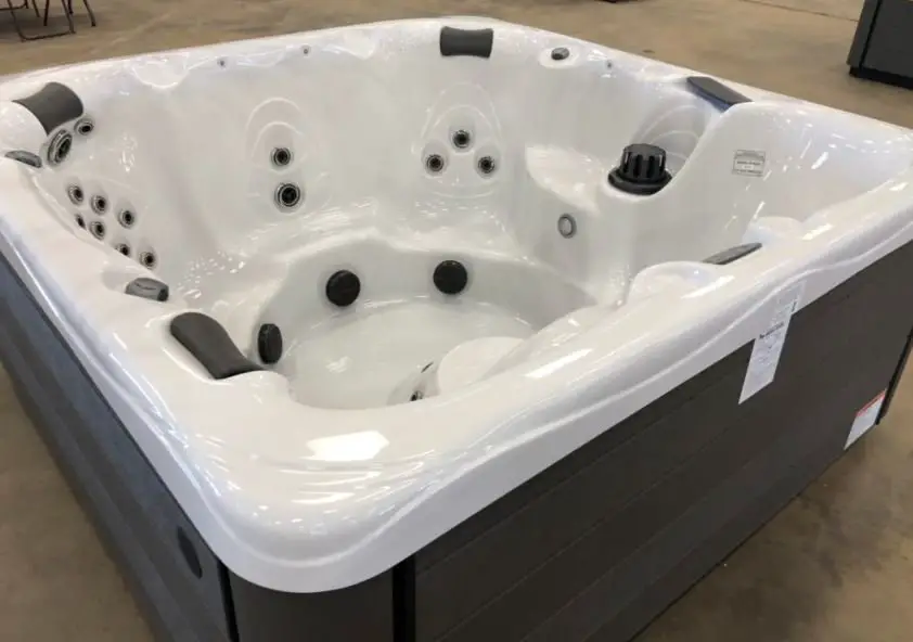 Win A Hot Tub Worth $8000 In The 2021 Dream Hot Tub Giveaway