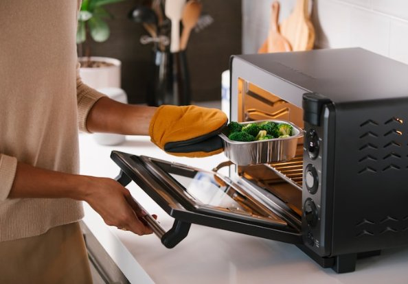 Win A Tovala Smart Oven In The The Jennifer Hudson Show's 10 Days of Giveaways — Countdown to Season 2 {Day 7}