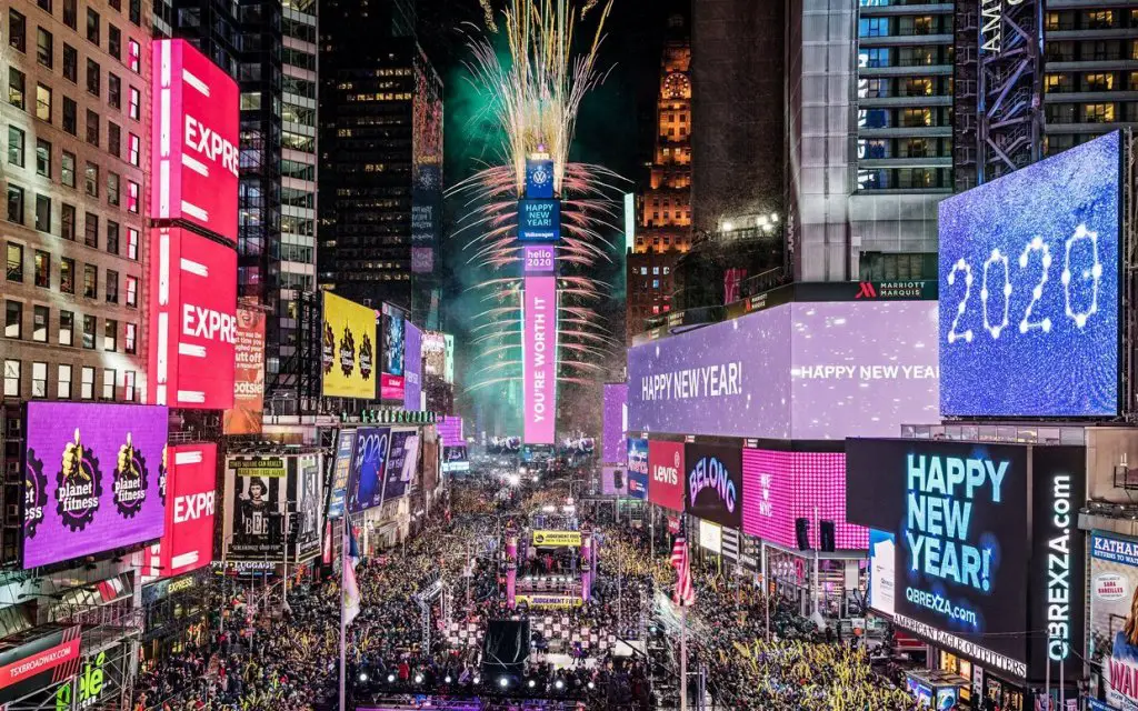 Win A Trip For 2 To New York For The New Year’s Eve Times Square Experience And More