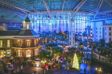 Win A Trip To Christmas At Gaylord Opryland In Music City Sweepstakes