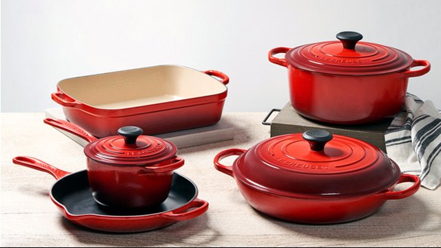 Win An 8-Piece Cast Iron Cookware Set In The Farmer's Market Foods Stahlbush + Le Creuset Giveaway