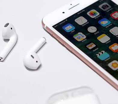 Win an iPhone 7 Plus & Air Pods