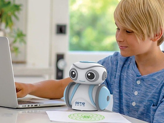 Win Artie 3000 from Educational Insights